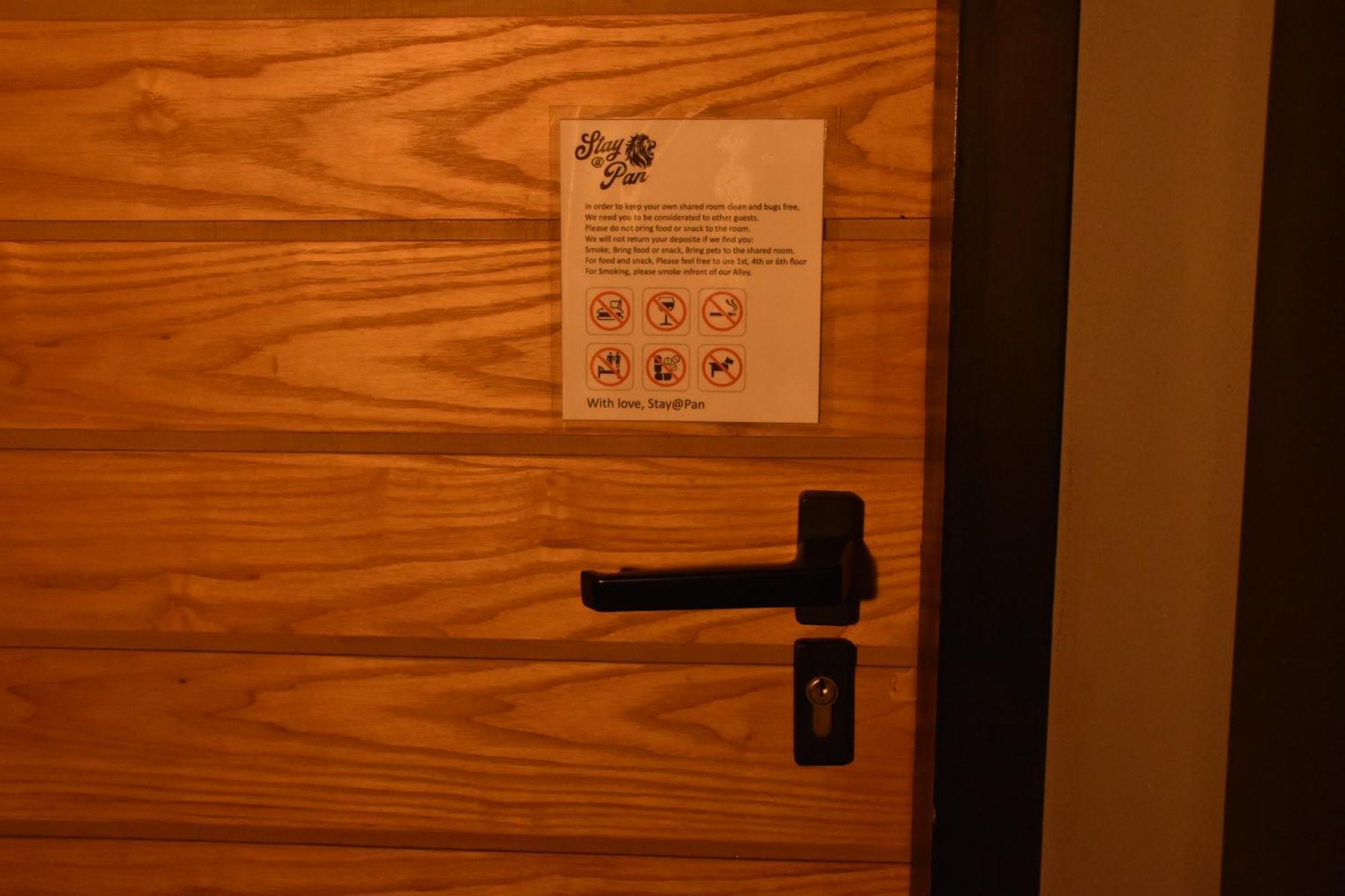 Stay At Pan Hostel Bangkok Exterior foto