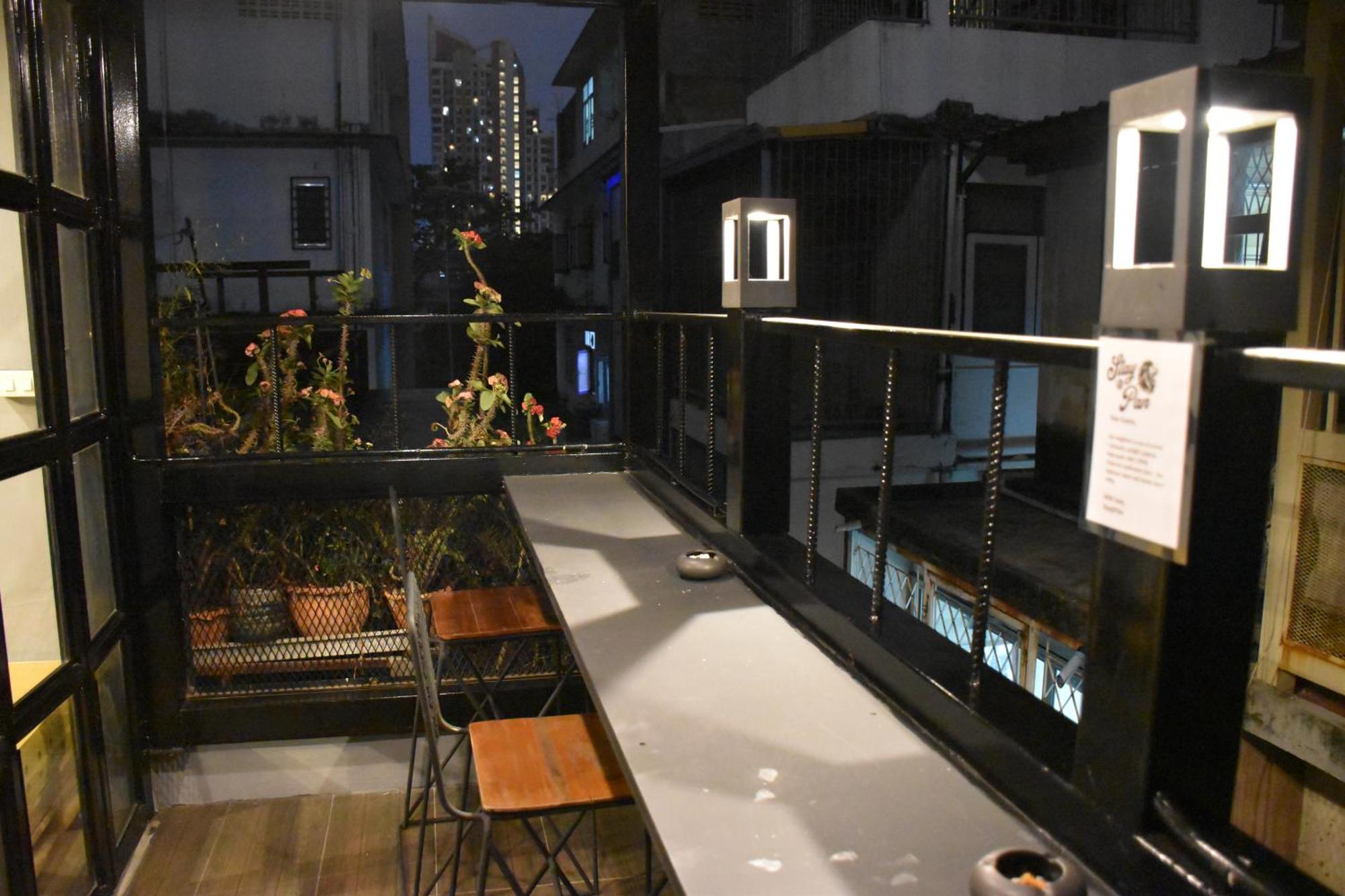 Stay At Pan Hostel Bangkok Exterior foto